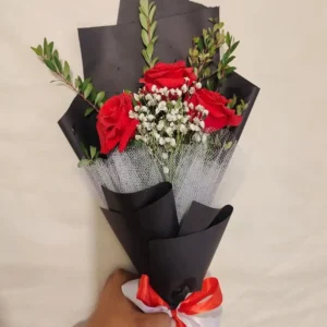 Mini Bouquet with Red Roses, Baby's Breath