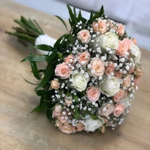 Peachy Keen Rose & Baby's Breath Bouquet